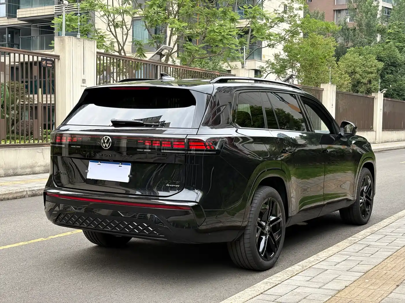 Volkswagen Teramont 2026 Teramont Pro 450TSI 4WD Summit Edition фото 15