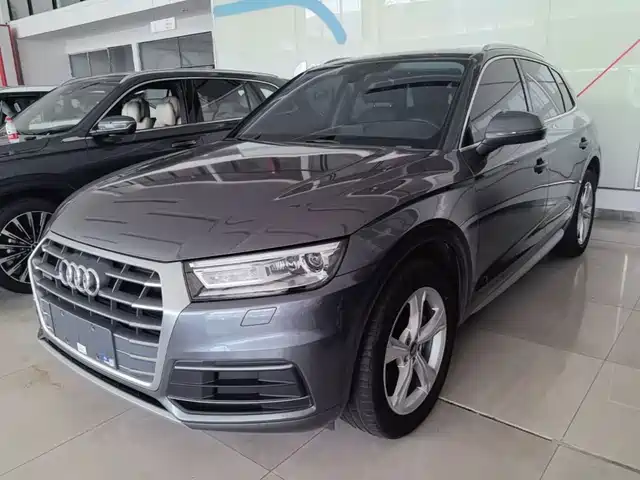 Audi Q5L 2021