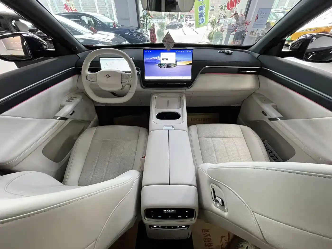 Фото 7 - Dongfeng Yipai eπ008