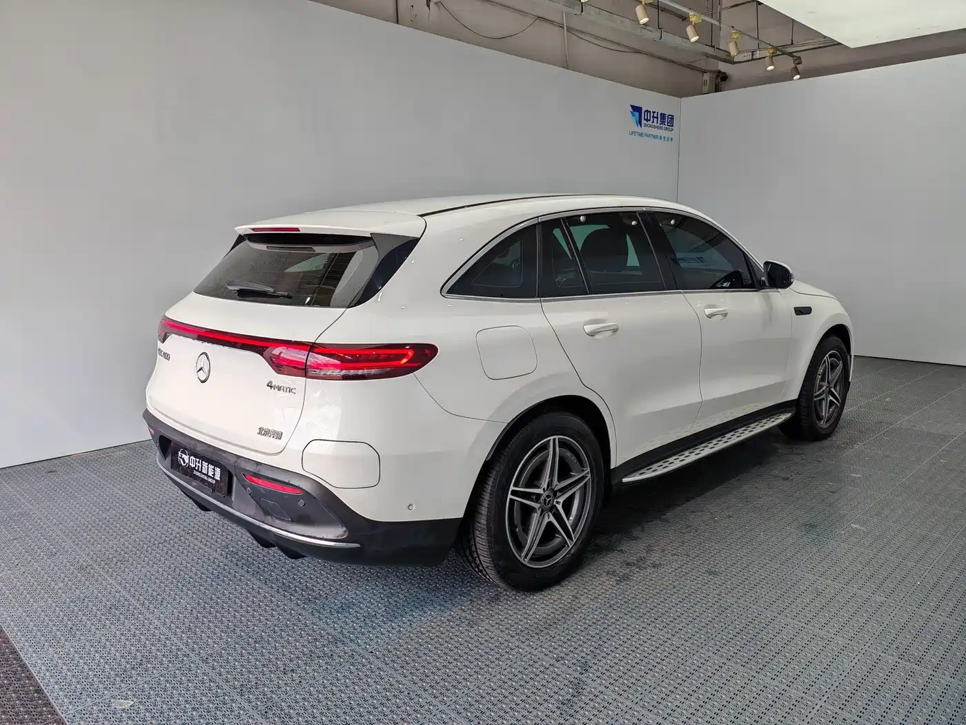 Mercedes-Benz EQC 2021 2021 EQC 400 4MATIC
