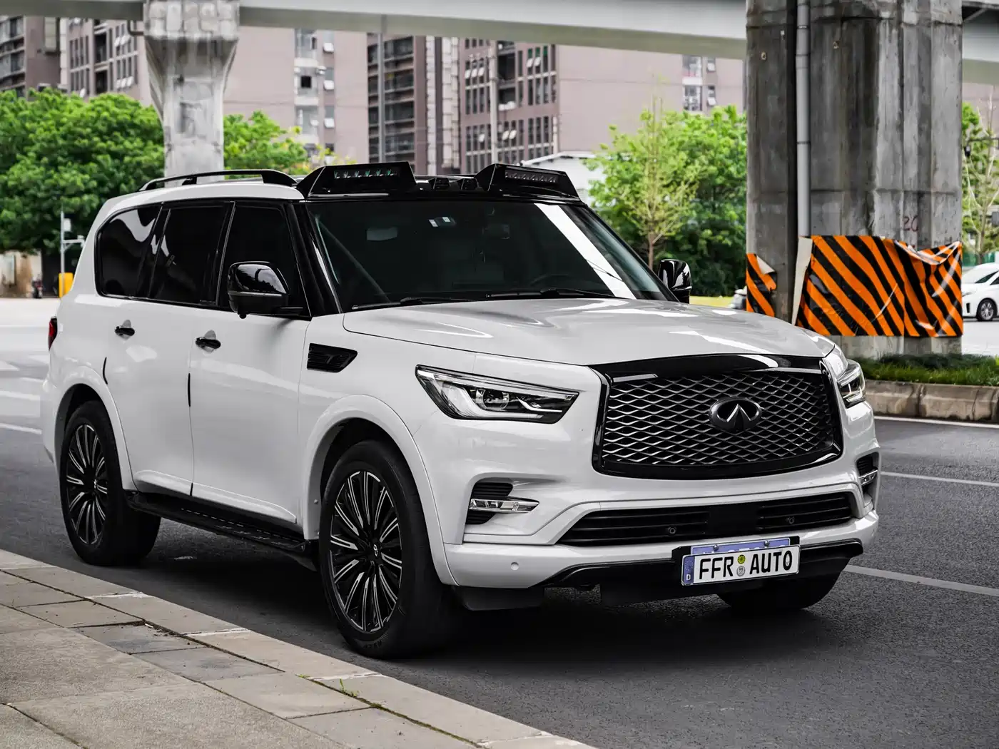 Infiniti QX80 2016 2016 5.6L 4WD