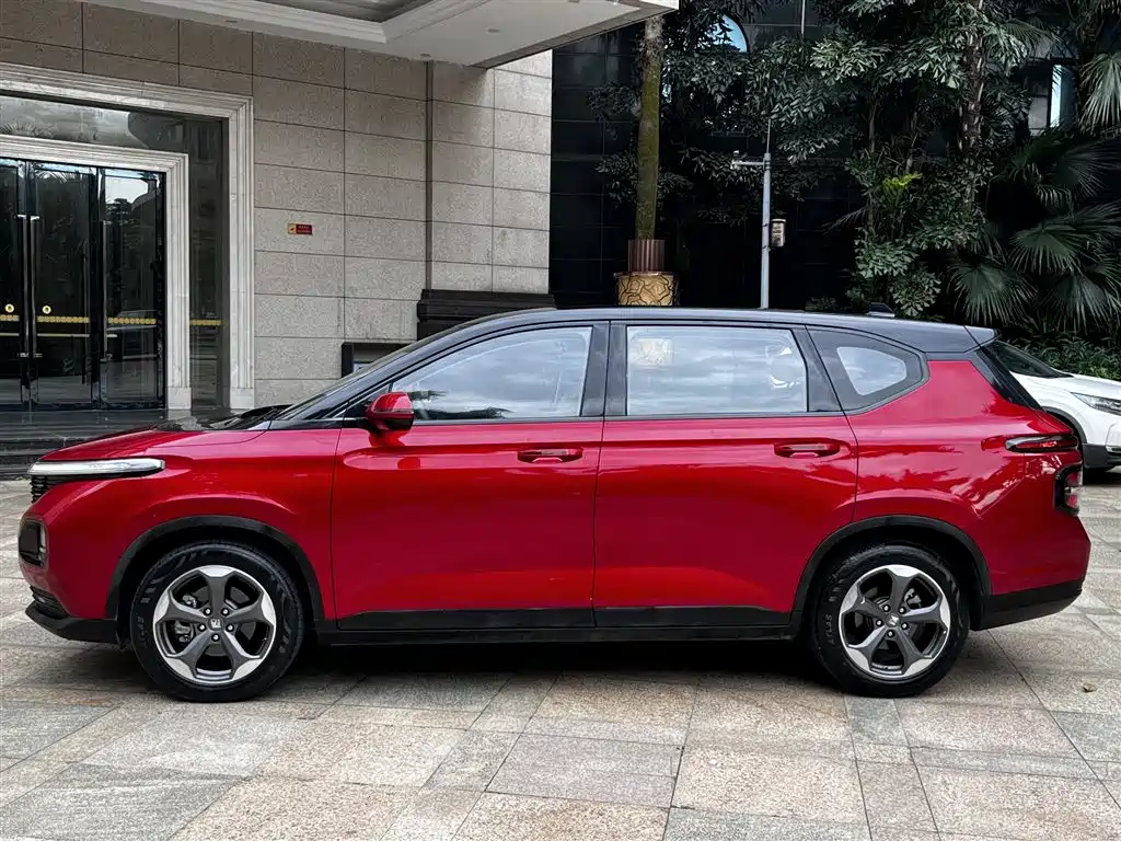 Baojun RM-5 2020 2019 1.5T CVT 24-hour Online Premium 6-seater