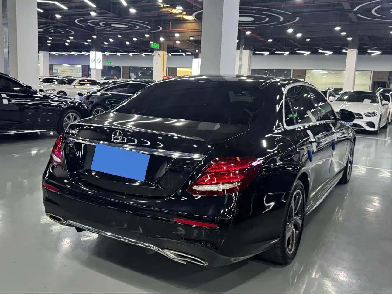 Mercedes-Benz E-Class 2019 E 300 L Sport Fashion фото 16