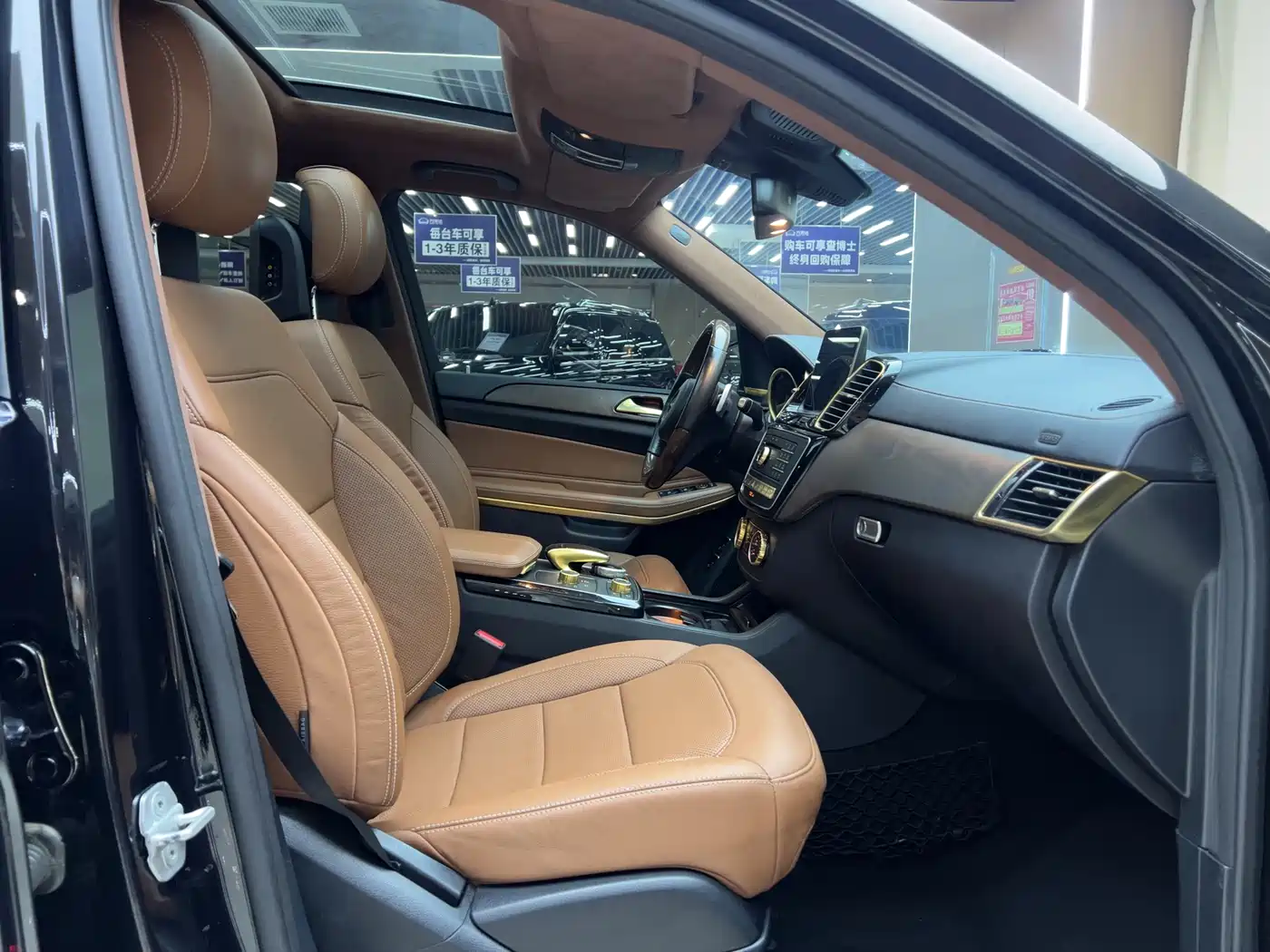 Mercedes-Benz GLS 2017 GLS 500 4MATIC фото 4