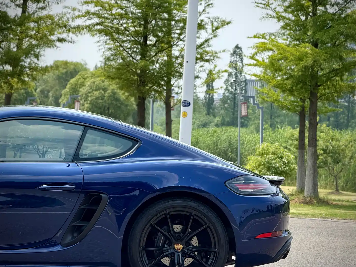 Porsche 718 2020 Cayman 2.0T фото 3