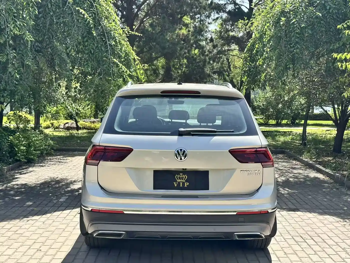 Volkswagen Tiguan L 2017 380TSI Automatic 4WD Luxury Edition фото 12