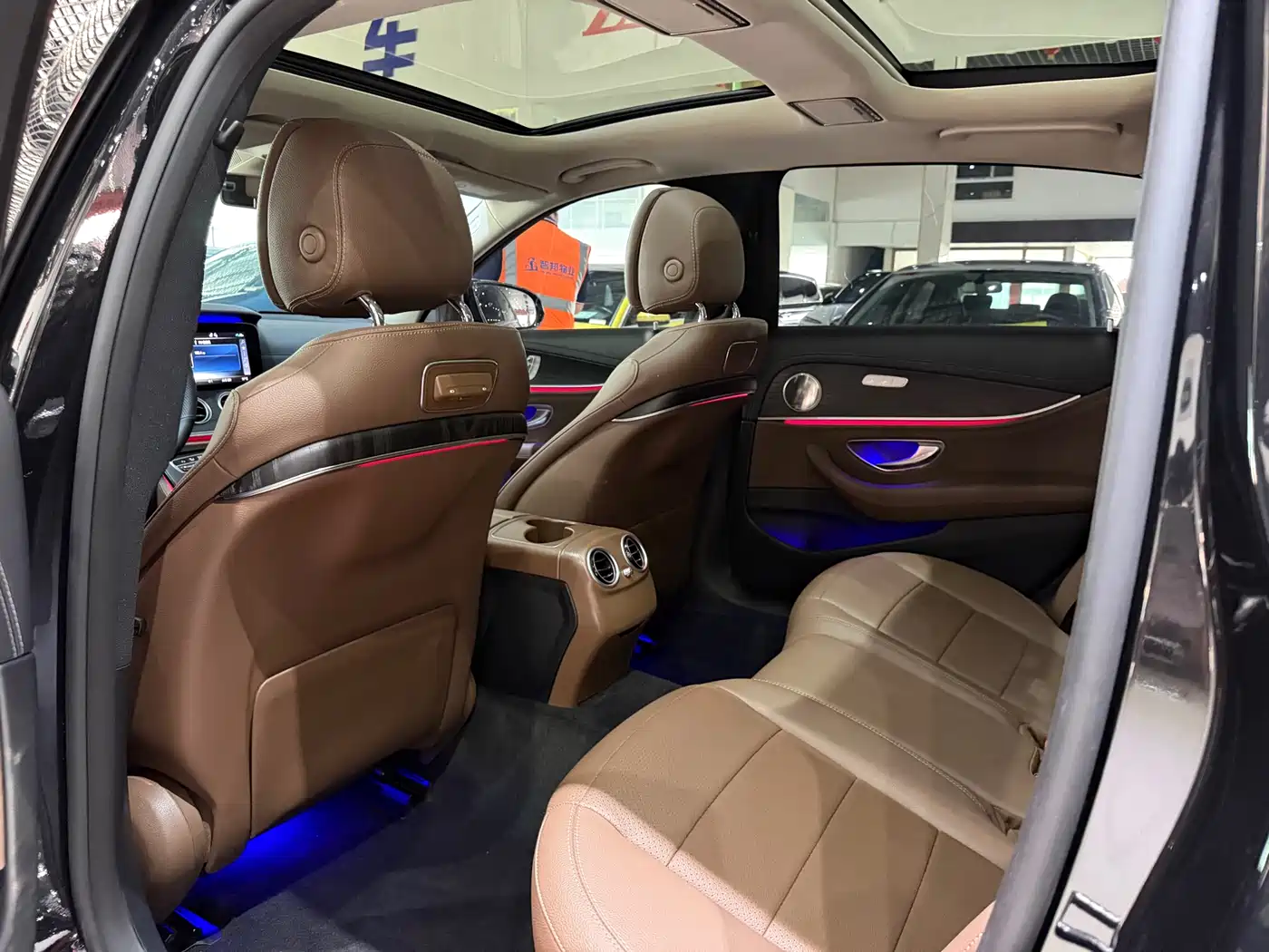 Mercedes-Benz E-Class 2020 Facelift E 300 L Sport Fashion фото 8