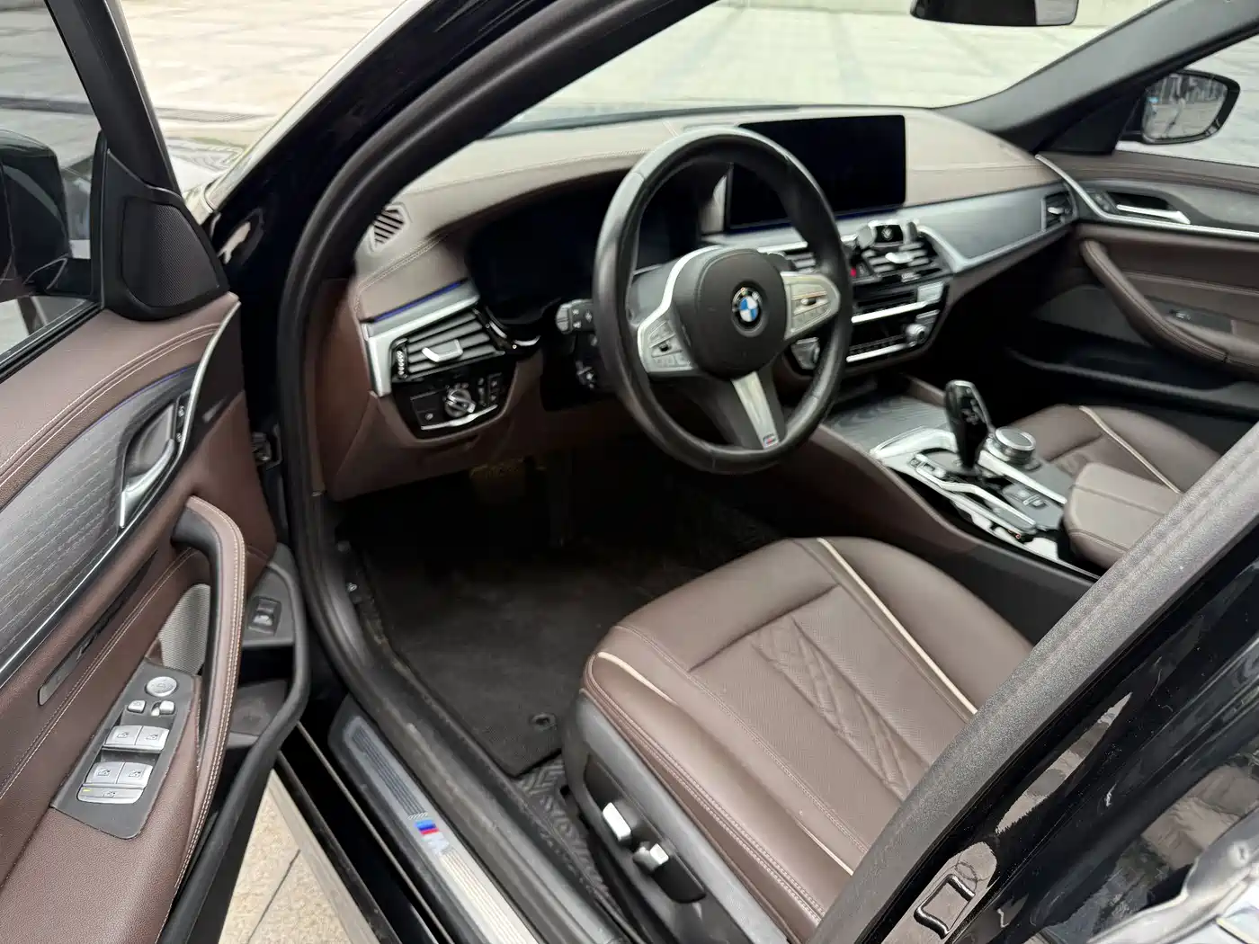 BMW 5 SERIES