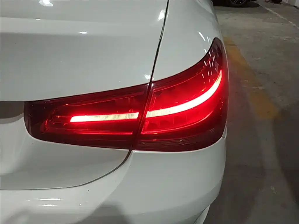 Mercedes-Benz A-Class 2019 A 180 L Sport Sedan фото 8