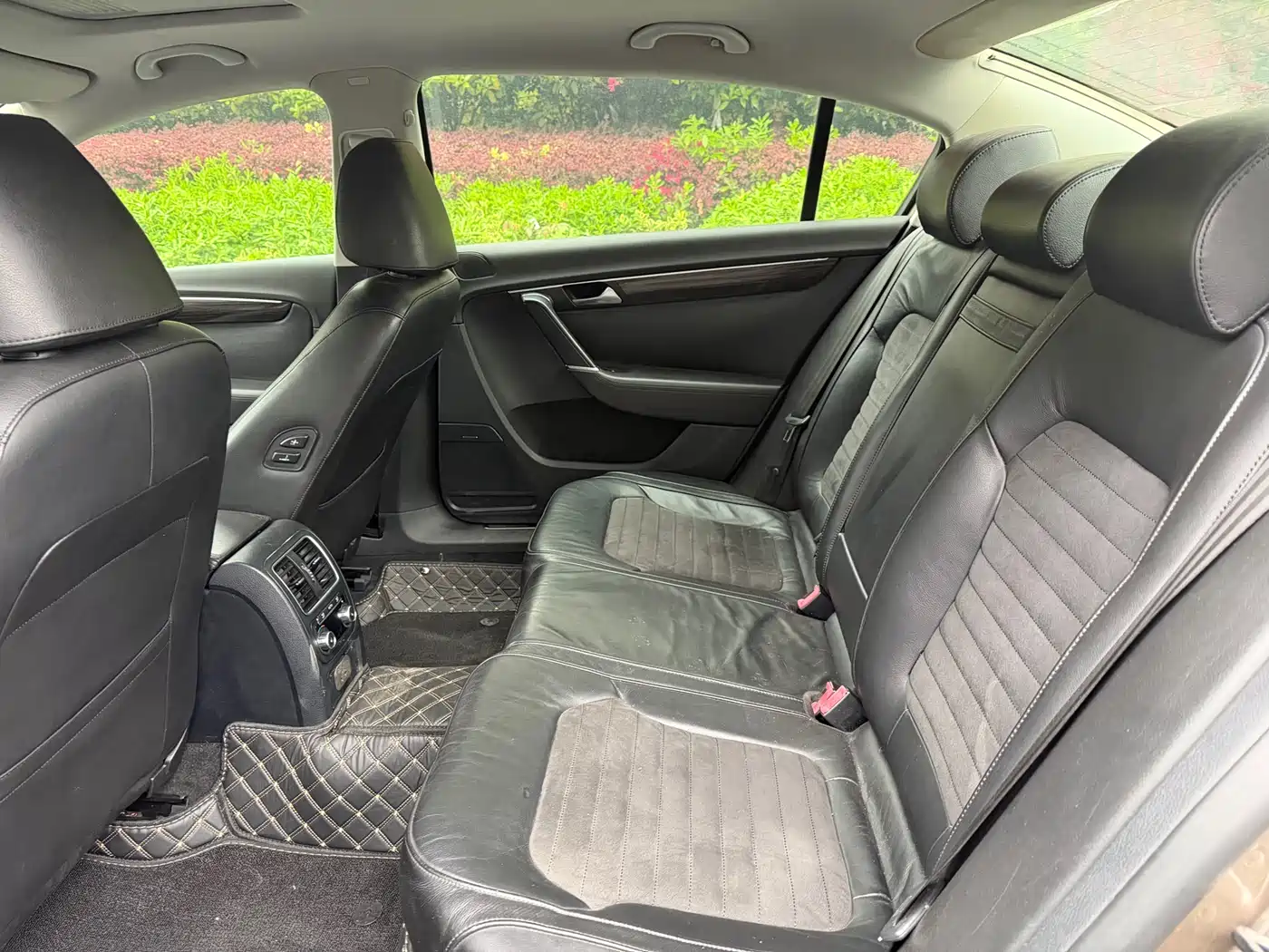 Volkswagen Magotan 2013 2.0TSI Premium фото 13