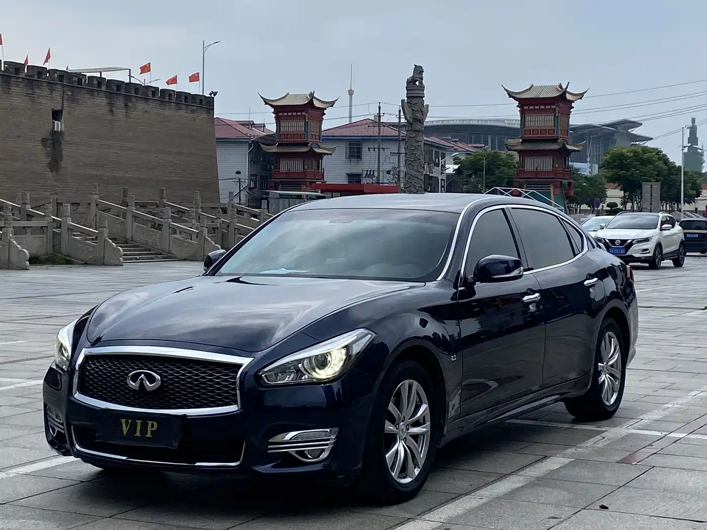 Infiniti Q70 2016 2015 Q70L 2.5L Enjoyment Edition