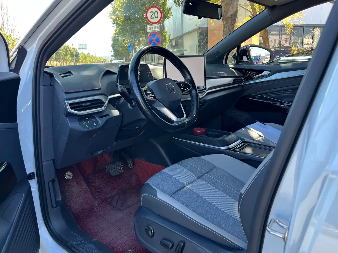 VOLKSWAGEN ID.4 CROZZ