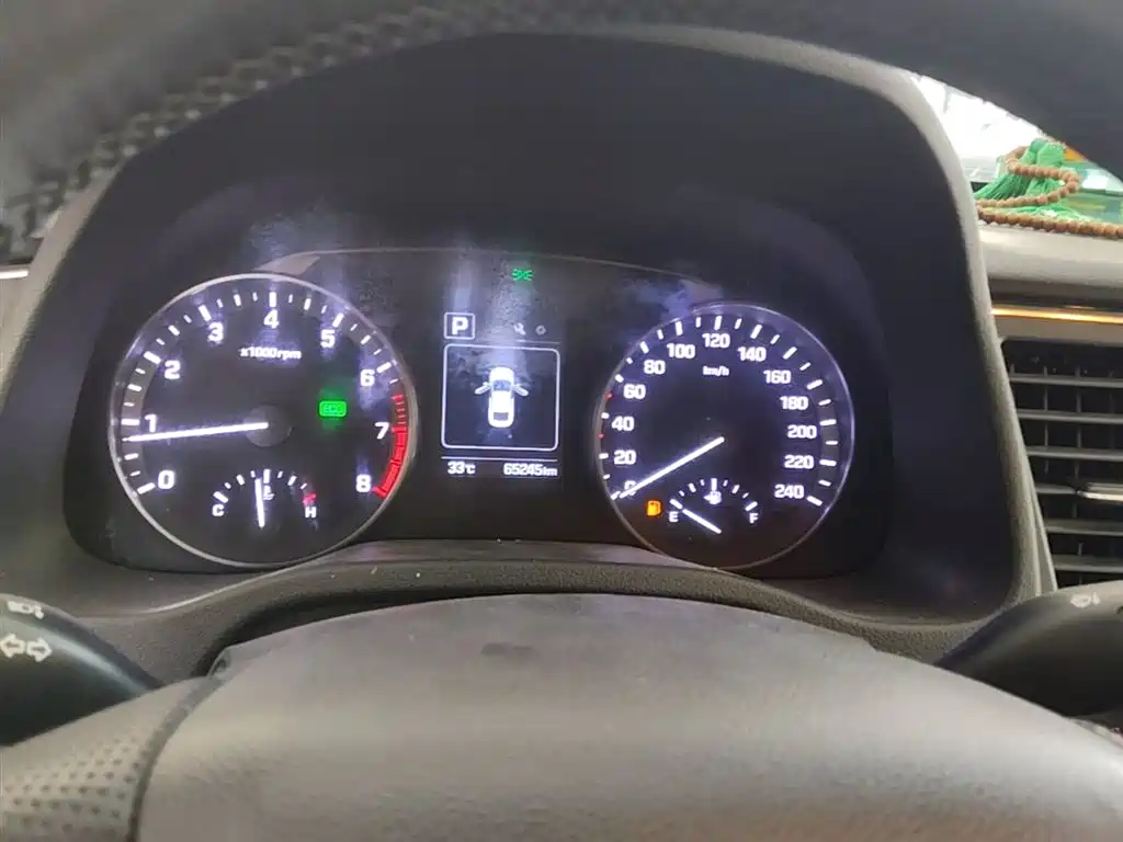 Hyundai Elantra 2016 Model 1.6L Automatic Smart Elite фото 12
