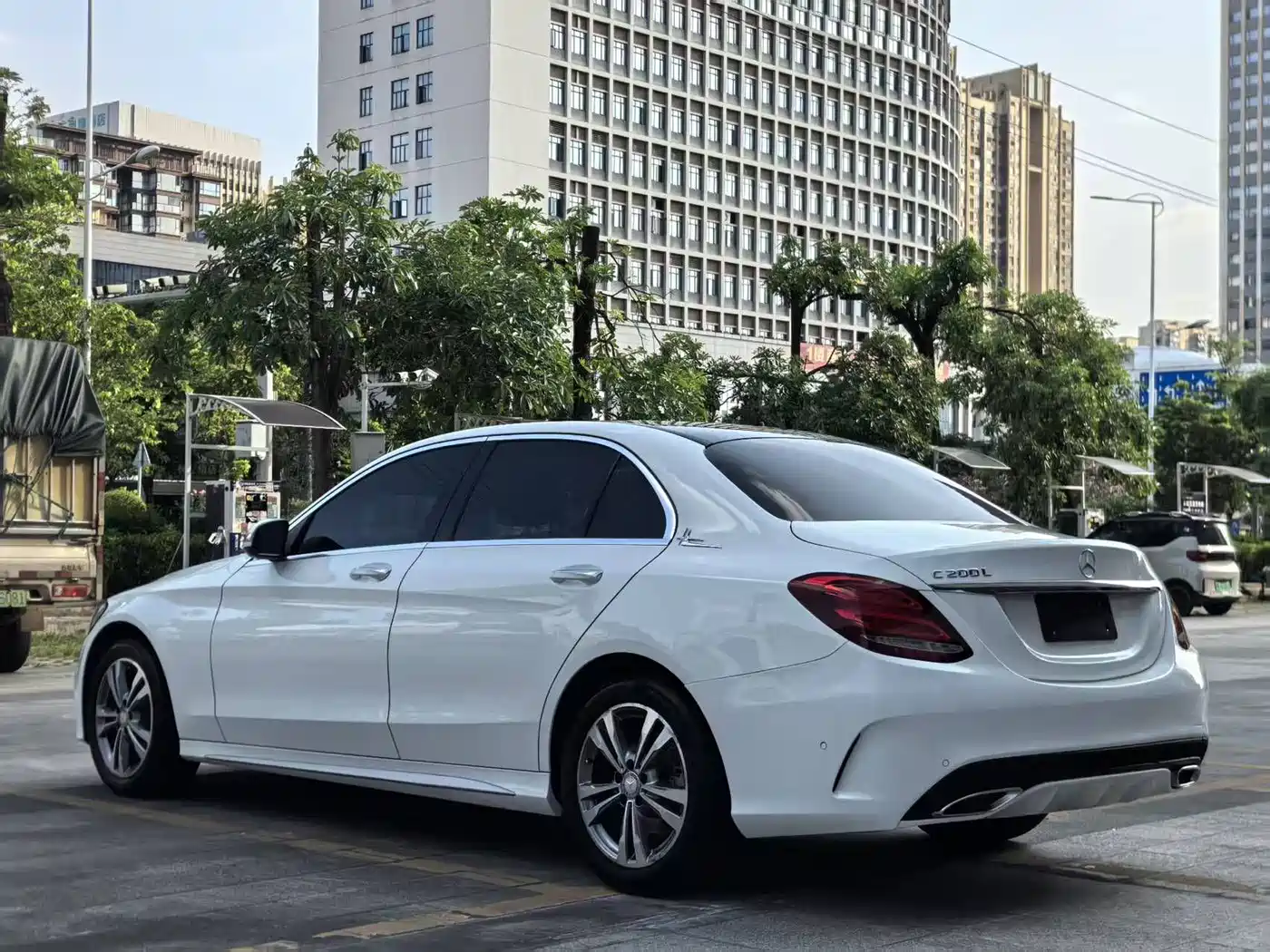 Mercedes-Benz C-Class 2015 Facelift C 200 L Sport фото 5
