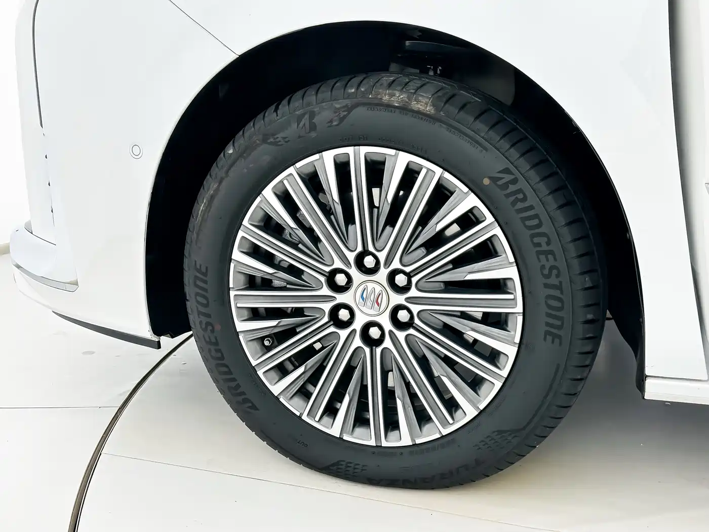 Buick GL8 New Energy 2024 Landglory Luxury Edition 7-Seater фото 11