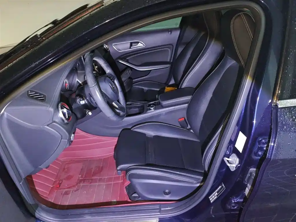 Mercedes-Benz GLA 2016 GLA 200 Fashion фото 8