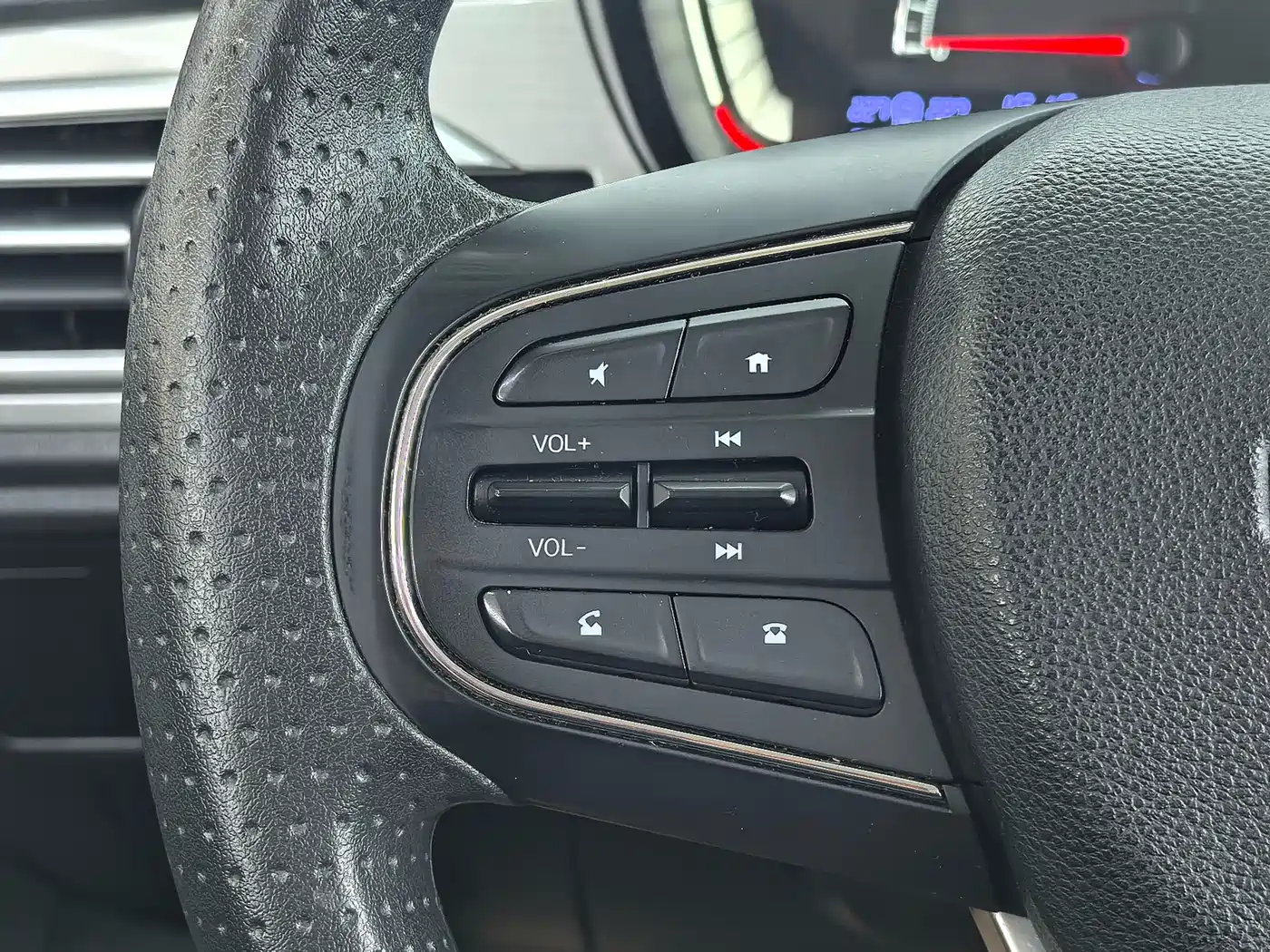 Dayun Yuehu 2022 2022 30.66kWh 2WD Standard Edition