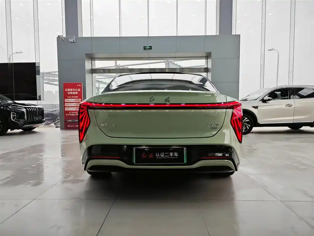 Hongqi EH7 2024 690 Pro фото 26