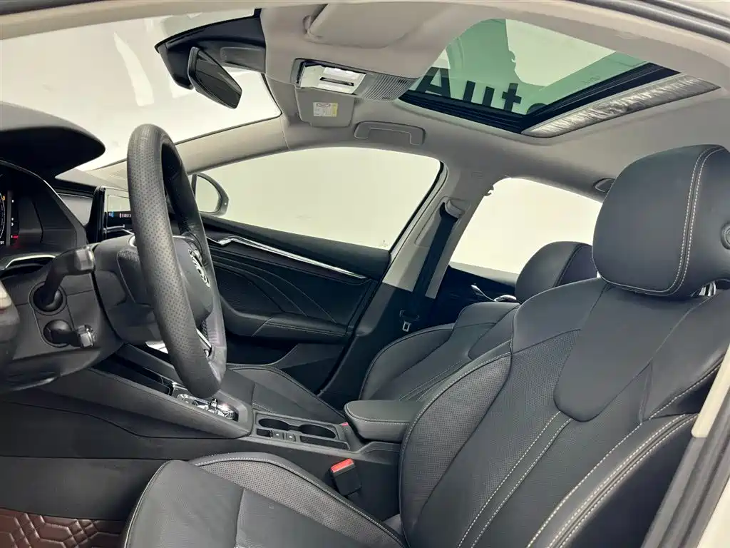 Škoda Octavia 2022 PRO TSI280 Luxury Edition фото 27