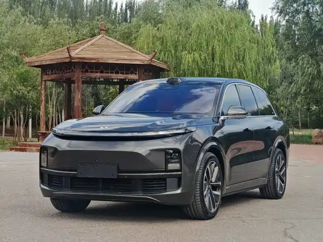 Li Auto Li L8 2023