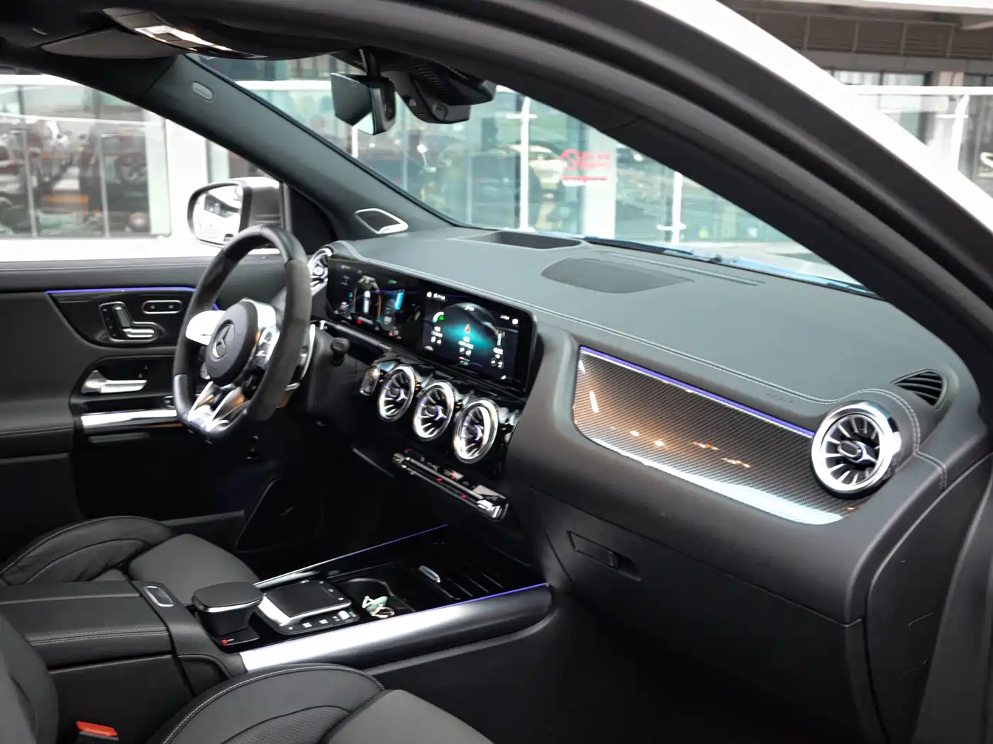 Mercedes-Benz GLA AMG 2021 AMG GLA 45 4MATIC+ фото 15