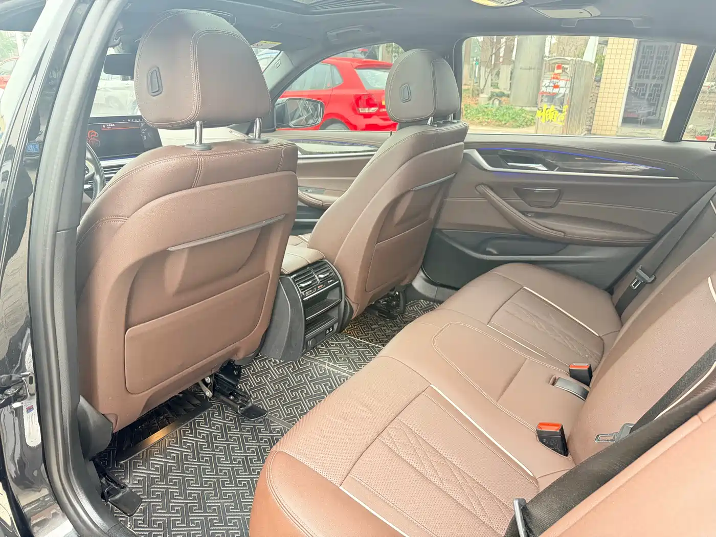 BMW 5 Series 2021 525Li M Sport Package фото 11