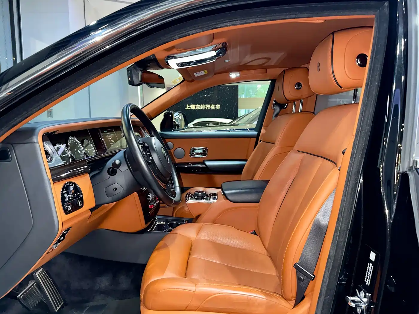 Rolls-Royce Phantom 2020 2018 6.7T Long Wheelbase Version