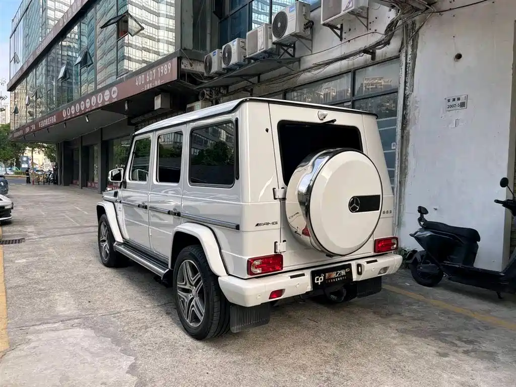 Mercedes-Benz G-Class AMG 2016 AMG G 63 фото 4