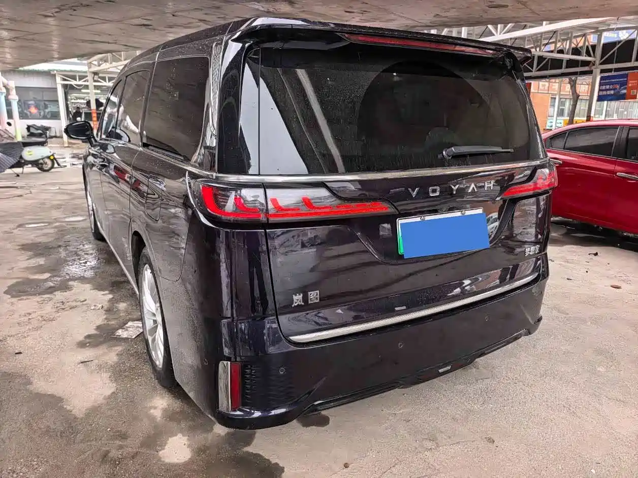 Voyah Auto Voyah Dreamer 2024 PHEV Extended Range Premium Edition фото 10