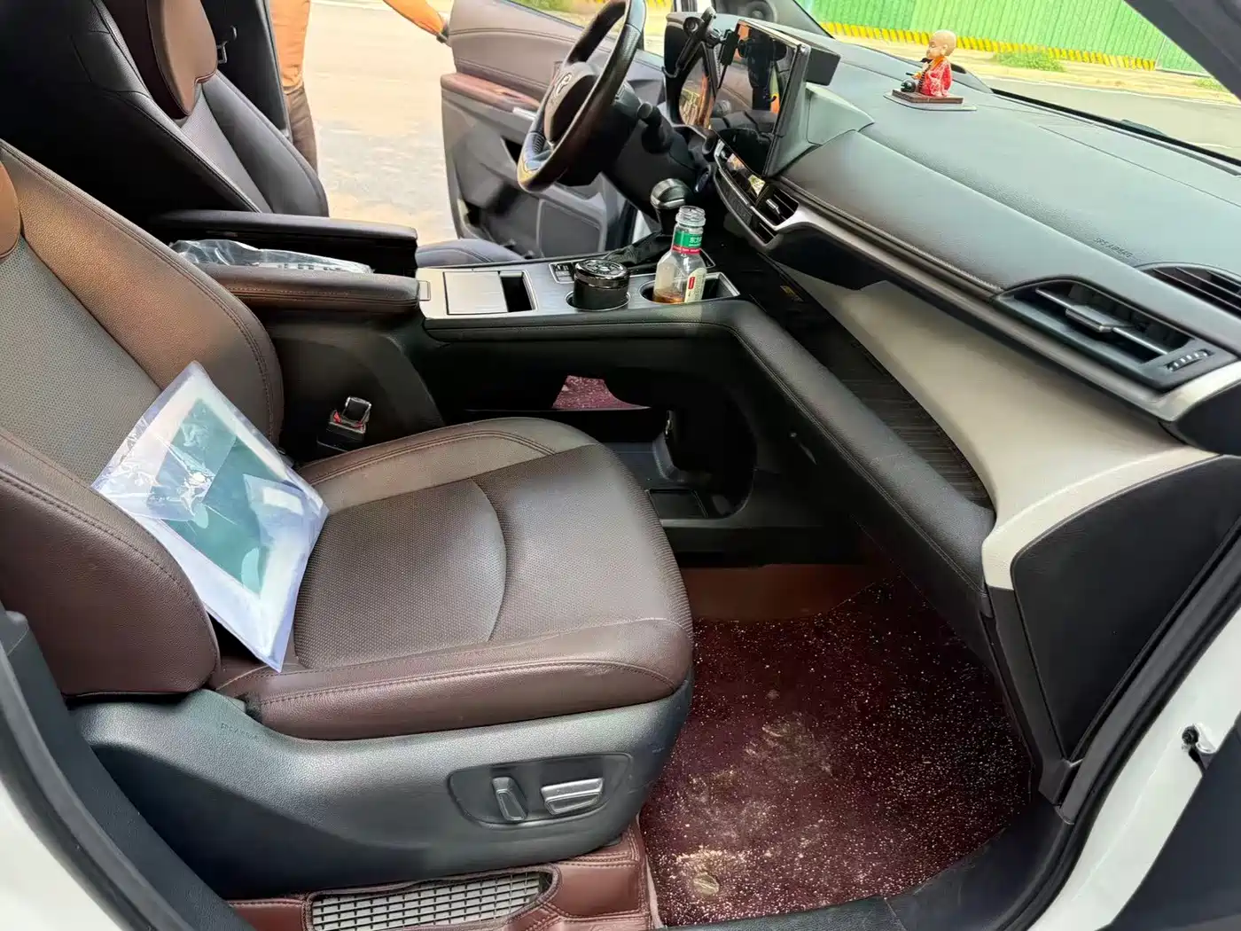 Toyota Granvia 2023 2023 2.5L Hybrid Flagship VIP Edition