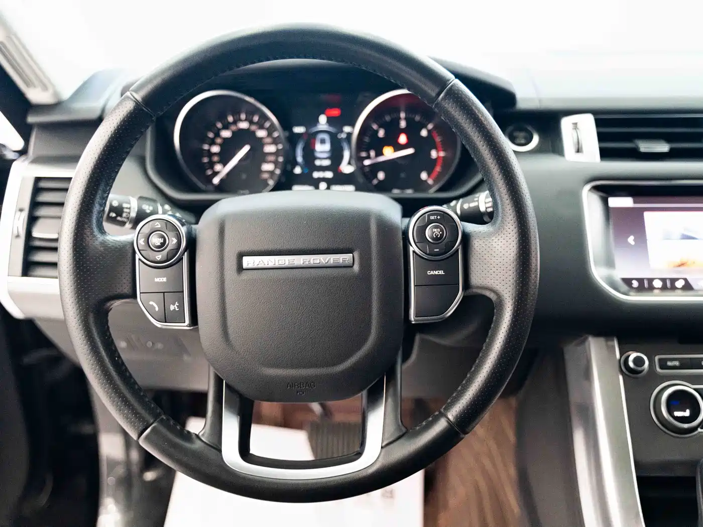 Land Rover Range Rover Sport 2017 3.0 SC V6 HSE фото 10