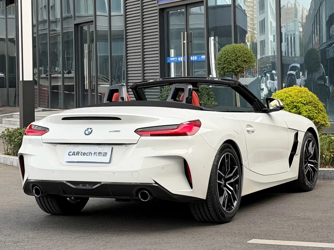 BMW Z4 2022 sDrive 25i M Sport Package фото 3