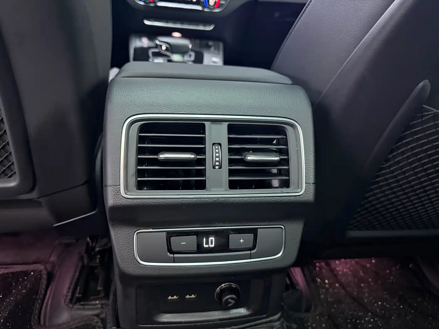 Audi Q5L 2022 40T Luxury Dynamic фото 9