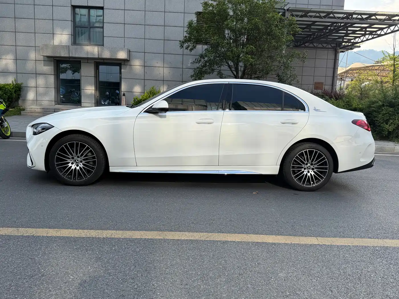Mercedes-Benz C-Class 2025 C 260 L Sport Edition фото 5