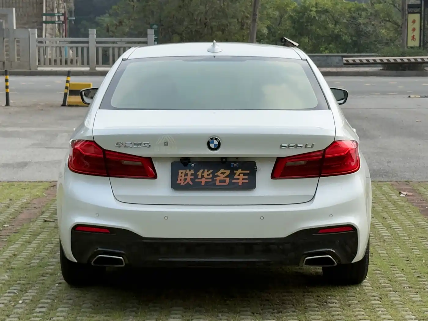 BMW 5 Series 2020 525Li M Sport Package фото 20