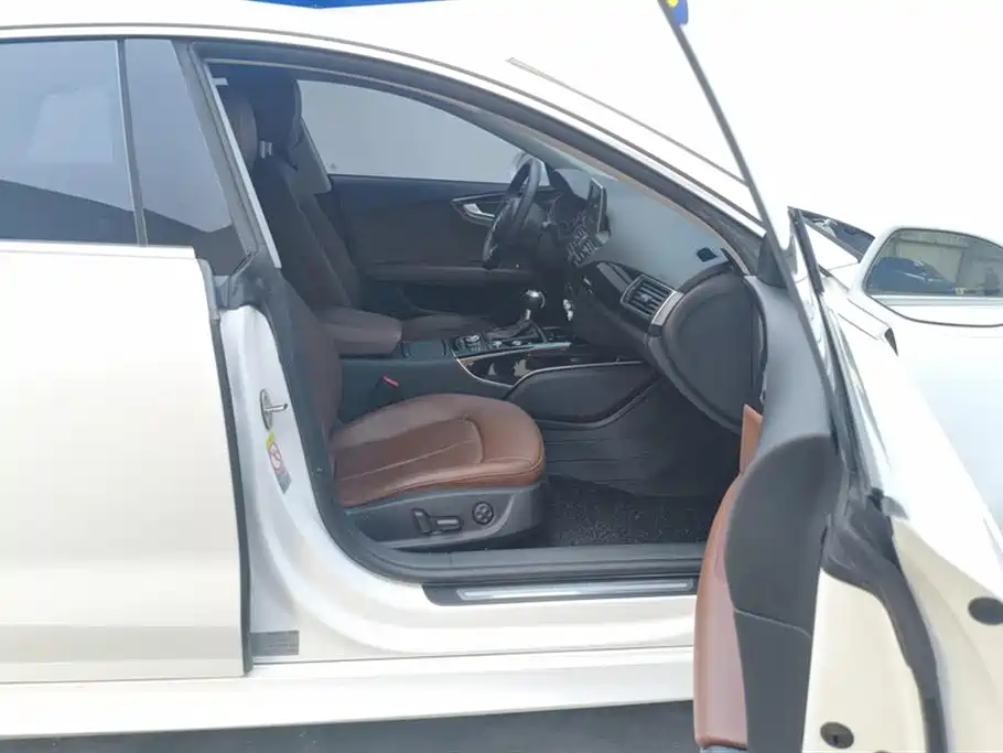 Audi A7 2013 50 TFSI quattro Comfort фото 8
