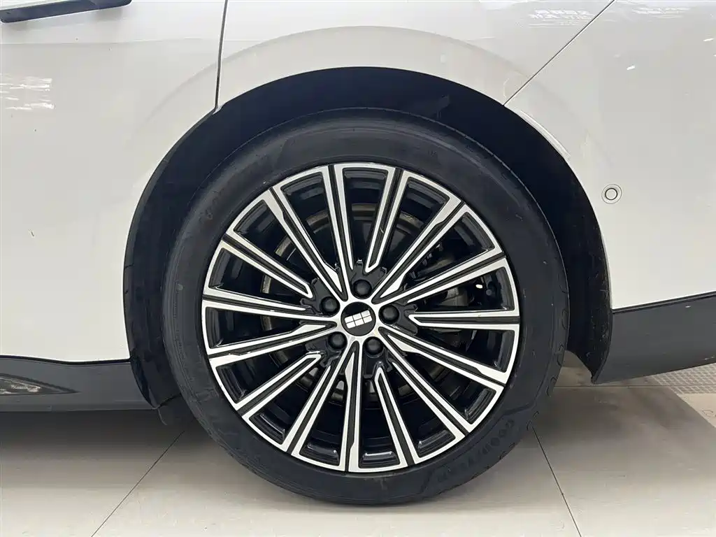 Geely Galaxy Galaxy Xingyao 8 2025 130km EM-P Starship Edition фото 7