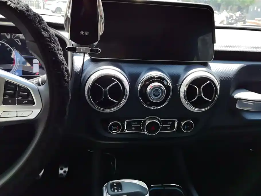 BAIC ORV Beijing Offroad BJ40 2023 2.0T Auto 4WD Urban Hunter Knight Edition фото 12