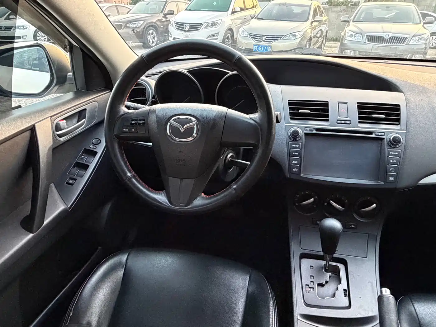 Mazda Mazda3 Axela 2013 2013 Hatchback 1.6L Automatic Elite
