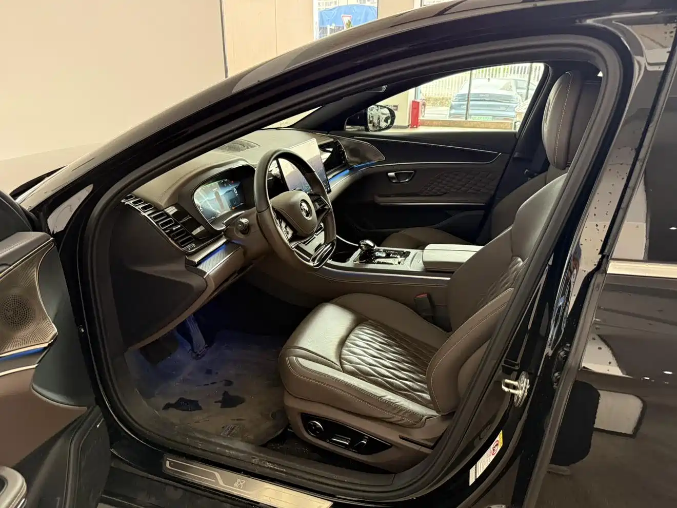 BYD Han 2024 Model DM-i Glory Edition 121KM Premium Type фото 6