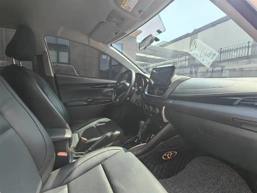 Toyota YARiS L Zhi Xuan 2022 Zhi Xuan X 1.5L CVT Luxury PLUS Edition фото 10