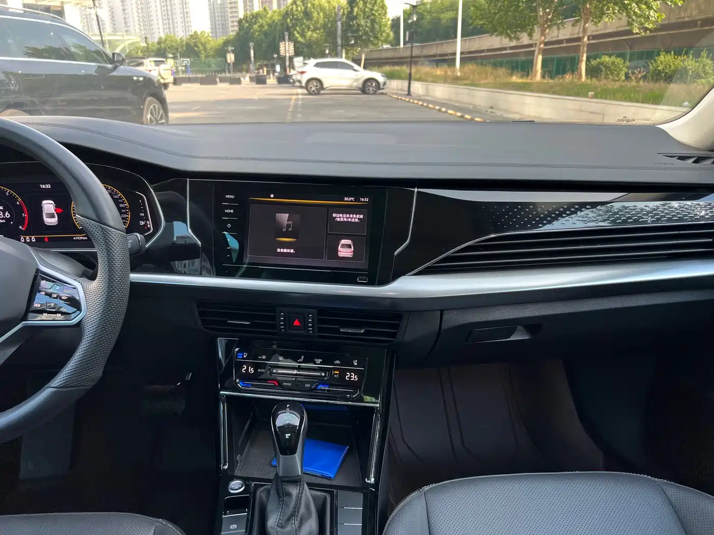 Volkswagen Passat 2024 330TSI Elite Edition фото 20