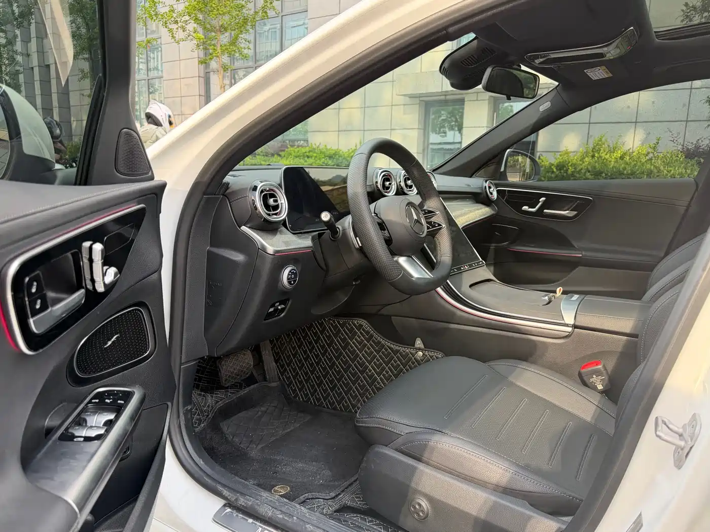 Mercedes-Benz C-Class 2025 C 260 L Sport Edition фото 6