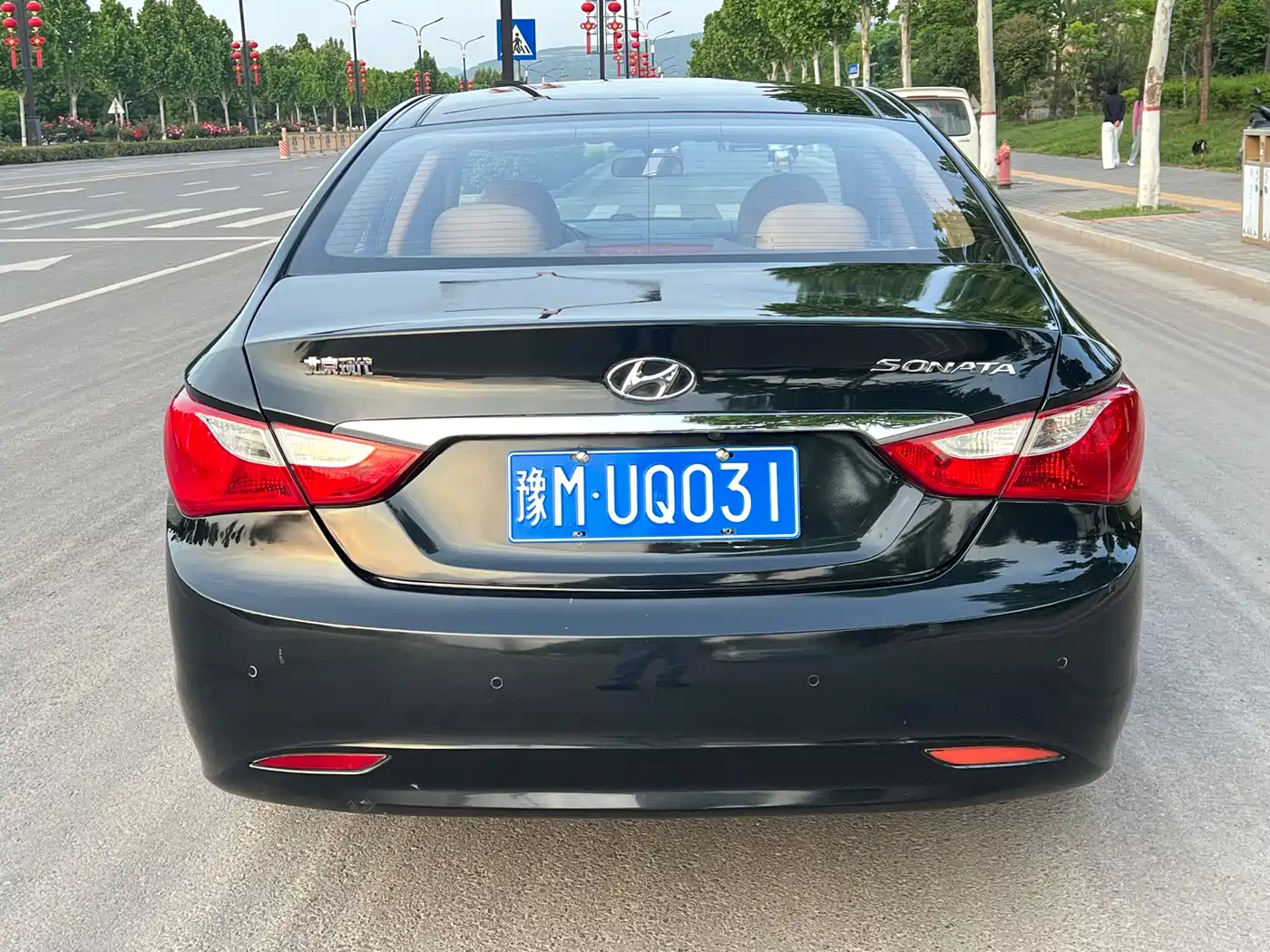 Hyundai Sonata 2013 2.0L Automatic Luxury Edition фото 8