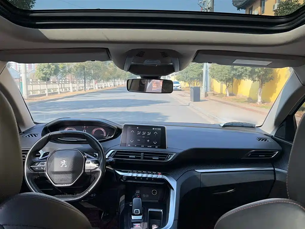 Peugeot 5008 2019 380THP 5-seat Elite Edition фото 9