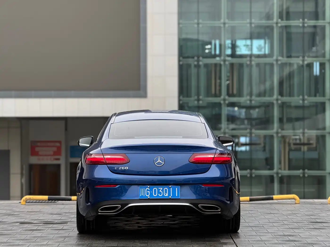 Mercedes-Benz E-Class (Import) 2023 E 260 Coupe фото 4