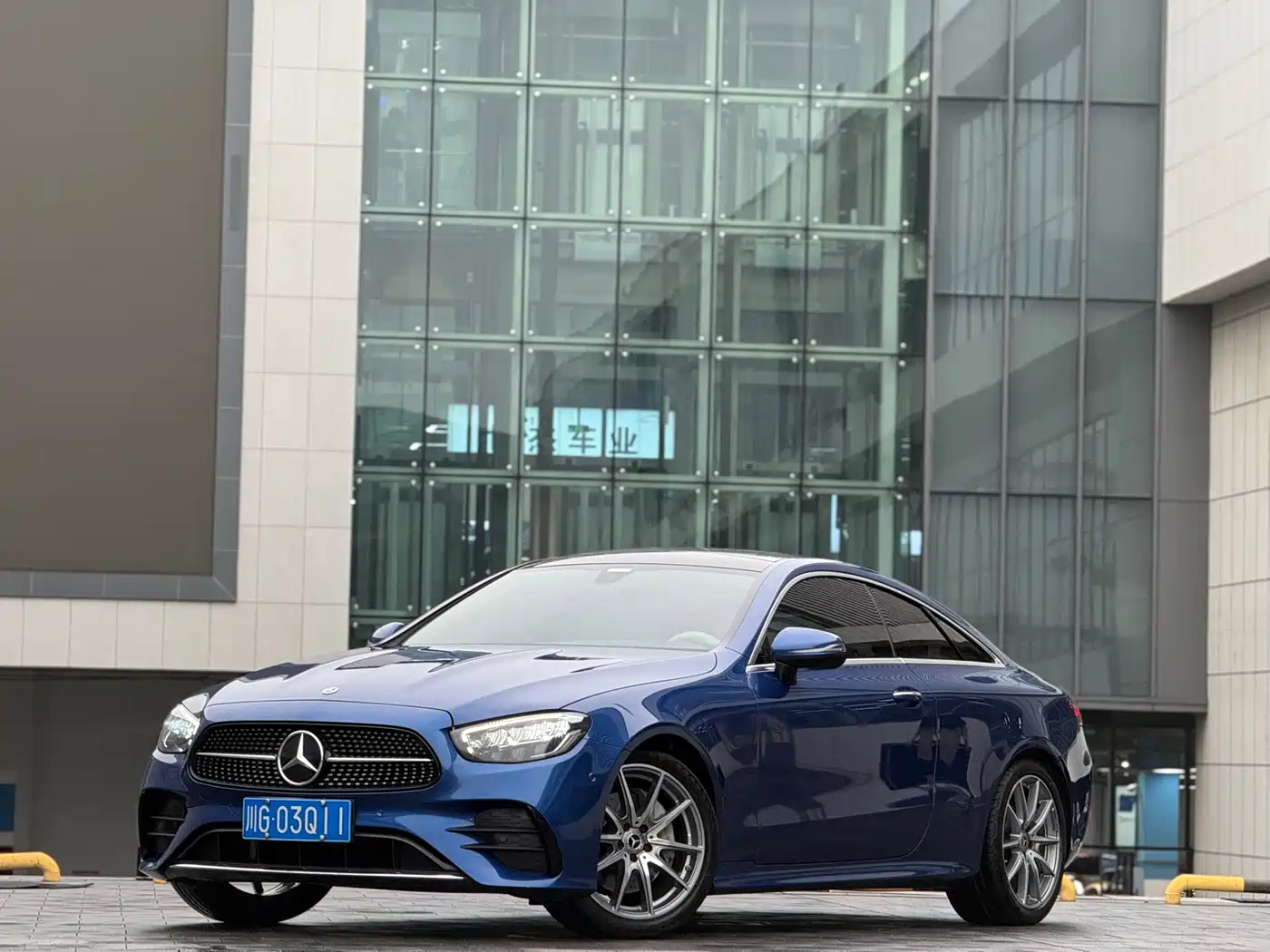 Mercedes-Benz E-Class (Import) 2023 E 260 Coupe