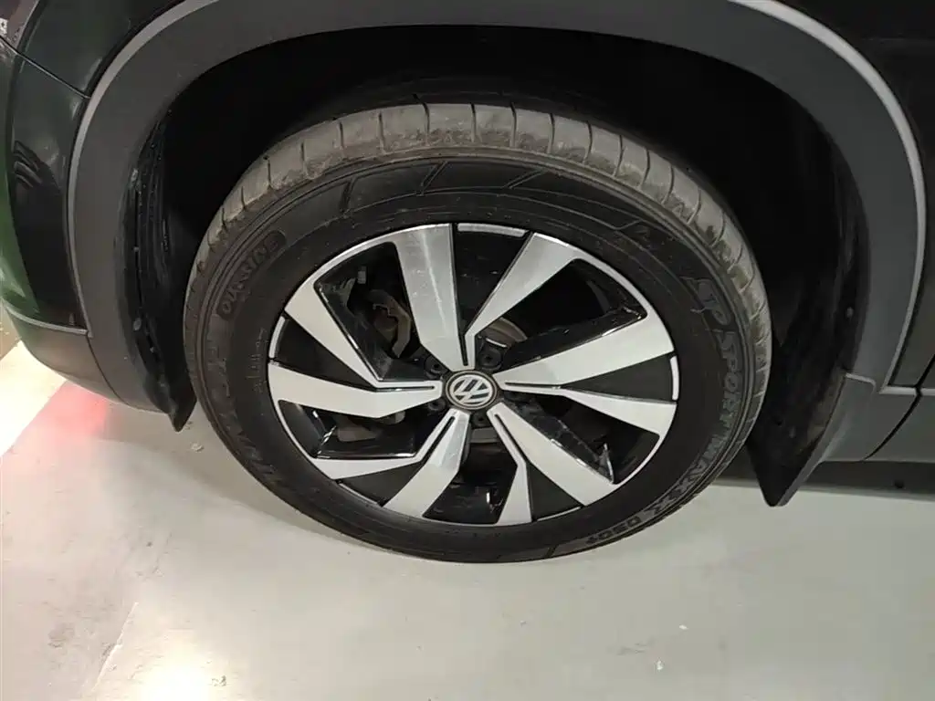 Volkswagen Tayron 2022 330TSI 2WD Luxury Smart Connect Edition фото 23