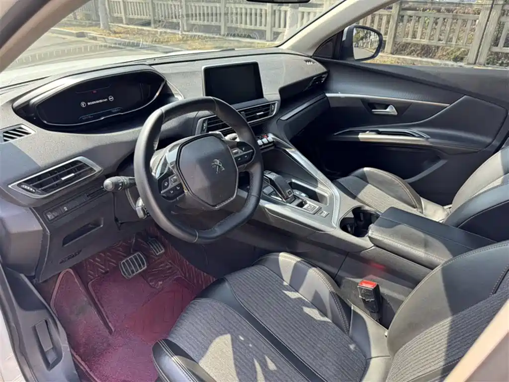 Peugeot 5008 2019 380THP 5-seat Elite Edition фото 12