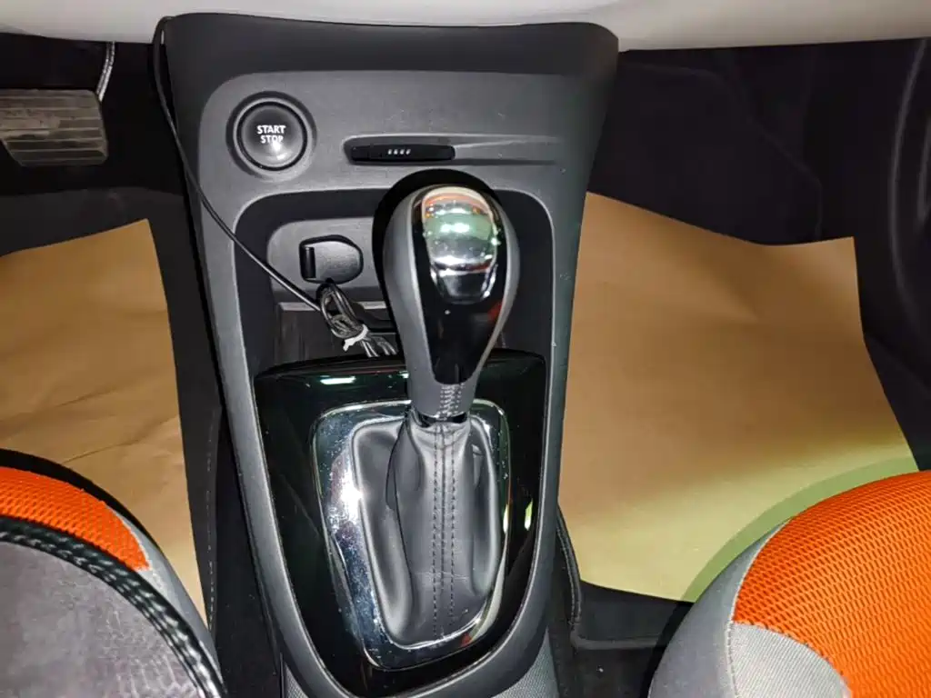 Фото 14 - Renault Captur